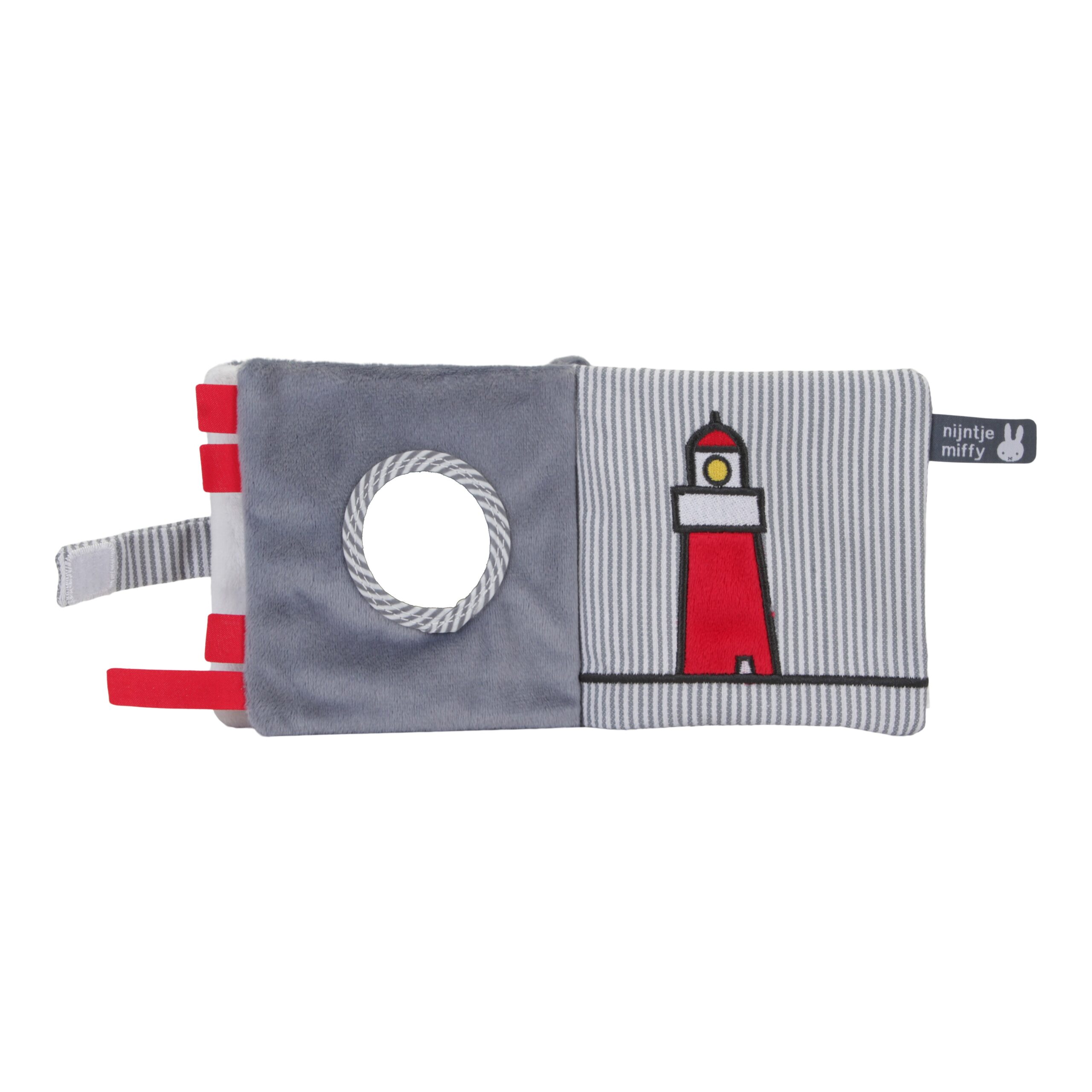 miffy-fun-at-sea-10x10x5-3-scaled-1