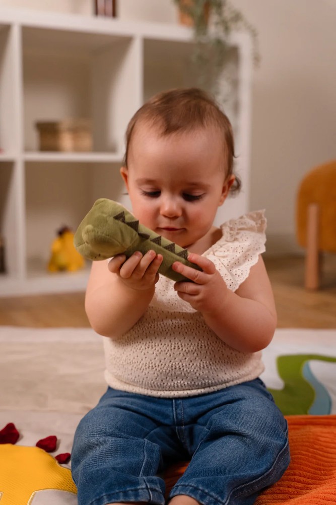 squeaker-tyrannosaurus-4