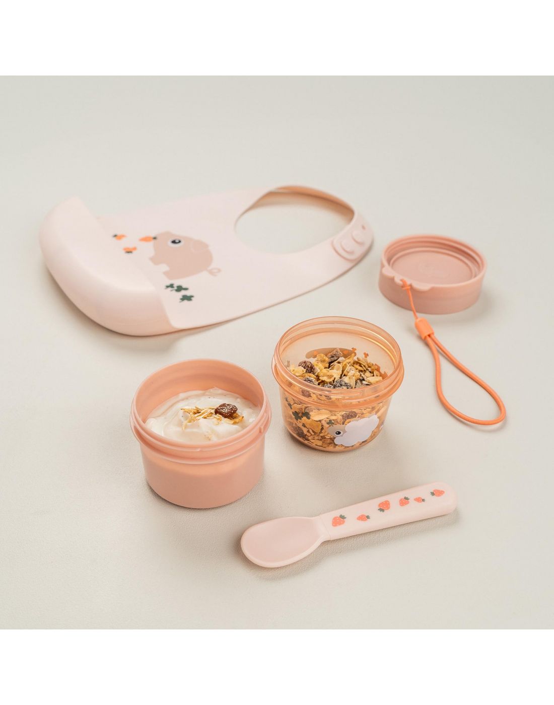 Παιδικό Μαχαιροπήρουνα Από Πλαστικό Tiny Farm Powder +0μ 3 τεμ Done By Deer (2)