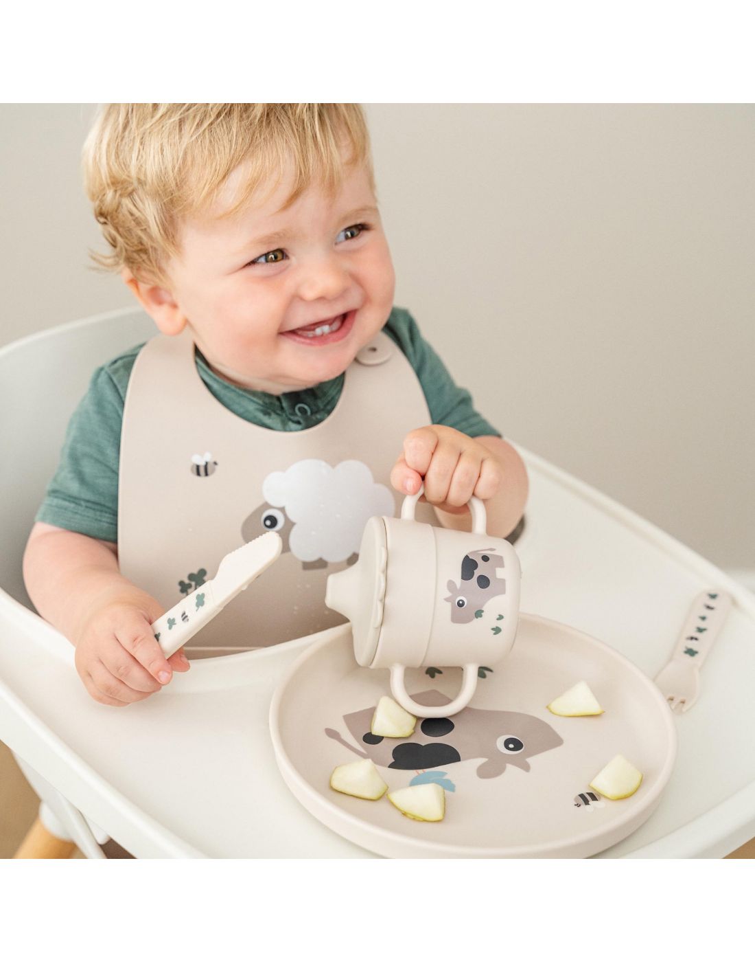 Παιδικό Μαχαιροπήρουνα Από Πλαστικό Tiny Farm Sand +0μ 3 τεμ Done By Deer (3)